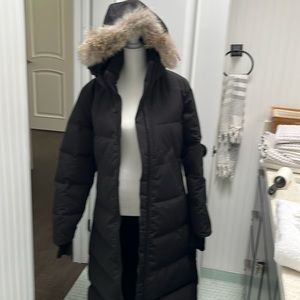 Canada goose long coat, black S/P